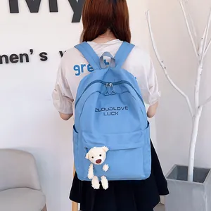 Sac à Dos Décontracté en Nylon pour Femmes Adolescentes Sac d'École Avec Pendentif Ours Mignon Couleur Unie Respirant Sac de Voyage