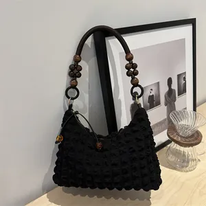 Sac Sous le Bras pour Femme Texture Popcorn Tissu Plissé avec Perles en Bois et Décor de Perles d'Ambre Sac à Main Décontracté