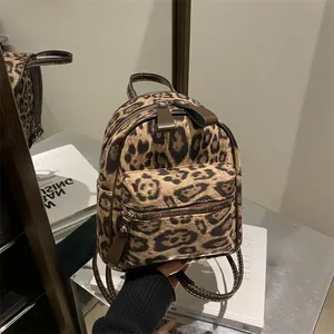 Modischer Damen Mini Rucksack Mit Leopardenmuster Winter Neu Einfach Urban Lässig Nylon Schultasche Mit Verstellbaren Riemen Kleiner Rucksack Reißverschluss Tasche