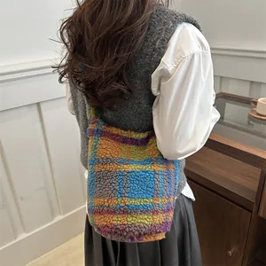 Sac à bandoulière minimaliste à carreaux colorés en fausse peau de mouton pour femmes
