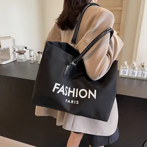 Bolso tote negro de lona estilo japonés con estampado Fashion Paris y asas de cuero