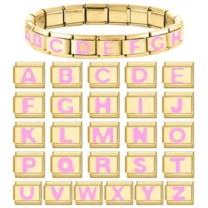 Bracelet italien en acier doré avec maillons modulables lettres roses de A à Z