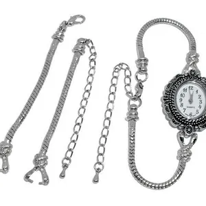 Silbernes Vintage Quarzuhren-Set mit ovalem Zifferblatt und Schlangenkette-Accessoires