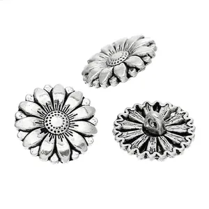 18mm antique silver sunflower metal buttons for garments featuring detailed floral design