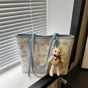 Women's Large Capacity Graffiti Tote Bag PU Leather Shoulder Bag With Bear Pendant Trendy Casual Shopping Handbag