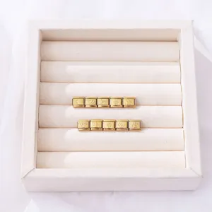Set di maglie per bracciale italiano in metallo dorato con vari motivi incisi