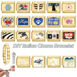 Dettagli di charm italiani fai-da-te per bracciali con finitura dorata e icone in smalto
