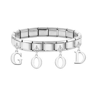 Dettaglio del bracciale modulare in acciaio inossidabile argento con ciondoli GOOD