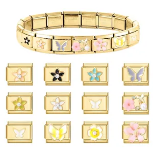Italienisches modulares Armband aus goldenem Edelstahl mit Emaille Blumen und Schmetterlingen
