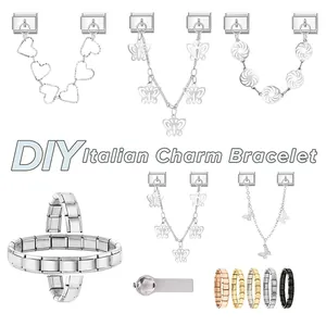 Makro-Detail von modularen DIY Italian Charm Armbändern und Edelstahl-Gliedern