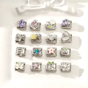 Detaillierte Ansicht von 16 modularen Italian Charms mit Kristallen und Emaille