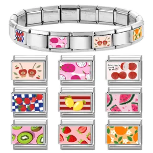Bracelet à breloques italien en acier inoxydable avec motifs de fruits colorés
