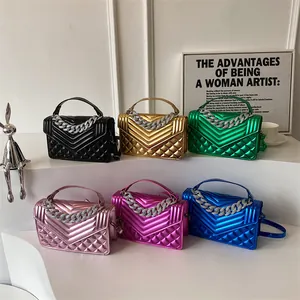 Sac Bandoulière Matelassé Métallique pour Femmes Sac à Épaule Mode Chaîne Losange Avec Fermoir Magnétique Petit Sac à Main Carré