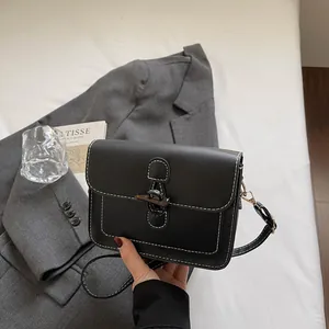 Women Vintage PU Leather Small Square Crossbody Bag With Toggle Buckle Contrast Stitching Elegant Shoulder Bag Daily Purse