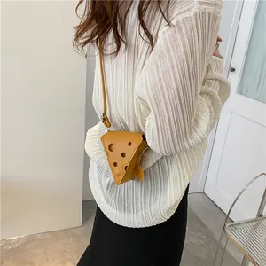 Petit sac bandoulière créatif en forme de fromage jaune avec breloque pour femme