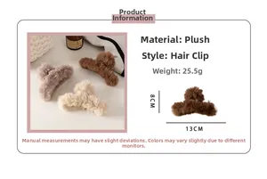 Dettaglio di mollette per capelli in peluche in toni terra con misure 13cm x 8cm