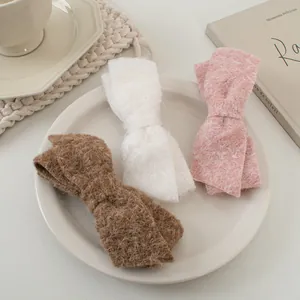 Drei übergroße Woll-Schleifen-Haarclips in Braun, Weiß und Rosa für Frauen