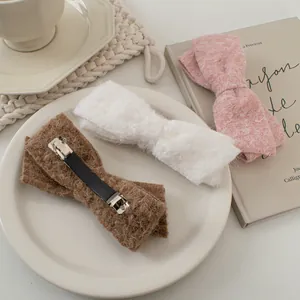 Dreiteiliges Woll-Schleifen-Haarclip-Set in Braun, Weiß und Rosa für Damen