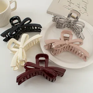 Elegantes Set großer Haarklammern mit Schleife in Schwarz, Creme und Weinrot