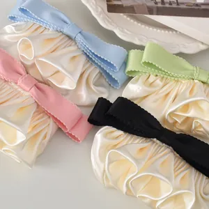 Barrette à cheveux élégante en satin style ballet avec bord plissé en quatre couleurs