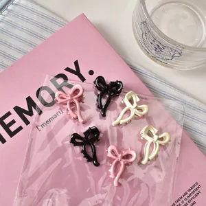 Set di 6 mini mollette per capelli a fiocco in rosa, nero e beige finitura metallo