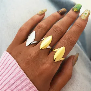 Fashionable geometric oval titanium steel rings in gold and silver finish set for women
