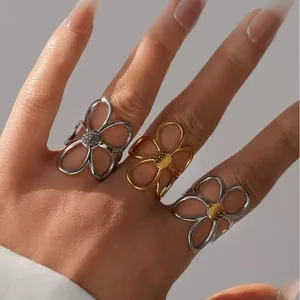 Bague fleur vintage française en acier inoxydable doré et argenté pour femme tendance