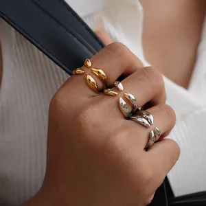 Anillo Abierto de Onda Irregular Minimalista Ajustable de Acero Inoxidable 304 Chapado en Oro Plata Diseño de Nicho Joyería Geométrica