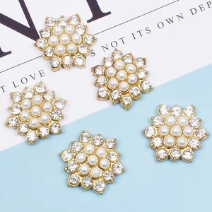 5er-Set goldene Blumenknöpfe mit Perlen und Strasssteinen für DIY-Haarschmuck-Zubehör