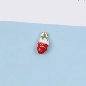 3D Emaille Erdbeere Anhänger in Rot und Weiß mit goldenem Ring für DIY Schmuckherstellung
