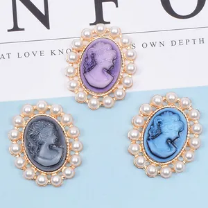 Vintage-Cameo-Anhänger aus Legierung mit Perlen in Violett, Grau und Blau für DIY-Haarschmuck