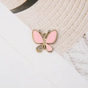 Handgefertigter rosa Schmetterlingsanhänger mit Vergoldung und Strass für DIY-Schmuck