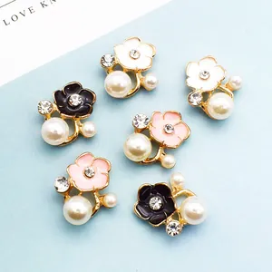 6er-Set Emaille-Blumen-Charms mit Perlen und Strasssteinen für DIY-Haarschmuck und Basteln