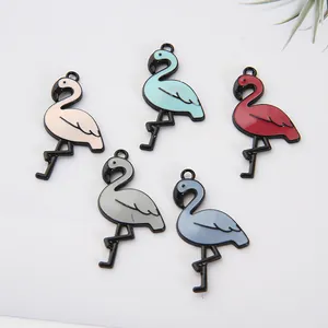 Bunte Flamingo-Anhänger aus Legierung für DIY-Schmuck und handgefertigte Accessoires