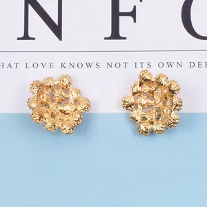 Elegante Blumen-Schmuckzubehör aus Goldlegierung für DIY Handwerk und Haarschmuck