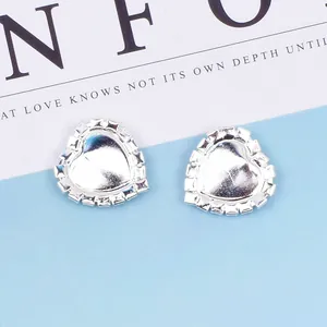 Breloques en forme de cœur argenté avec strass pour accessoires cheveux DIY mariée