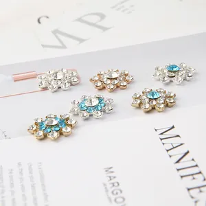 Handmade flower rhinestone snowflake buckles for DIY hair accessories and phone cases