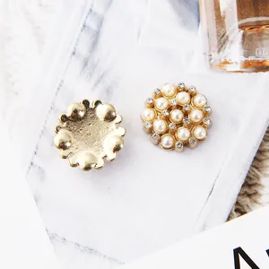 Exquisite pearl and crystal flower buttons for DIY jewelry and hair accessories decor