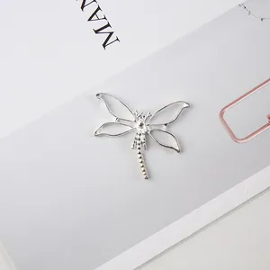 Accessoire libellule en alliage argenté avec ailes ajourées pour éventails de mariage