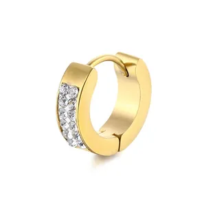 Orecchini huggie dorati in acciaio inossidabile con doppia fila di strass