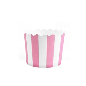 Caissettes à cupcakes rayées roses et blanches résistantes à la chaleur pour la pâtisserie