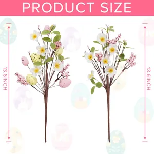 Vue détaillée de tiges florales d'oeufs de Pâques de 34,5 cm avec baies et petites fleurs