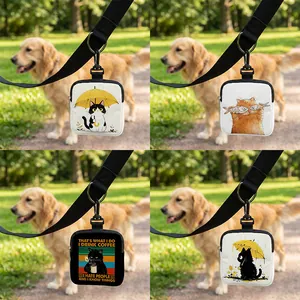 Portable Pet Dog Training Bag Polyester Snack Pouch Cat Pattern Outdoor Walking Dog Food Treat Bag With Carabiner Clip