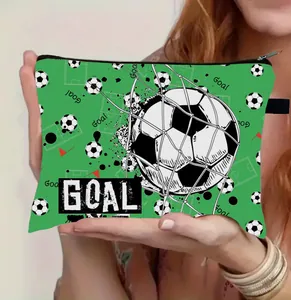 Detail van voetbal opbergtas met Goal-print en stevige rits met handig handvat