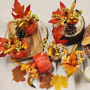 6er-Set künstliche Kürbisse und Beeren für Erntedankfest Herbst-Tischdekoration