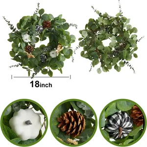 Corona de eucalipto de 18 pulgadas con calabazas blancas y piñas para decoración de otoño