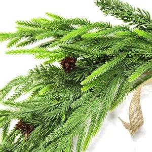 Corona de agujas de pino PE artificial con piñas y cinta de yute para decoración