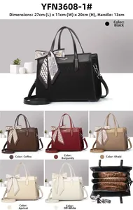 Vue détaillée de six coloris et dimensions du sac à main minimaliste avec foulard en soie