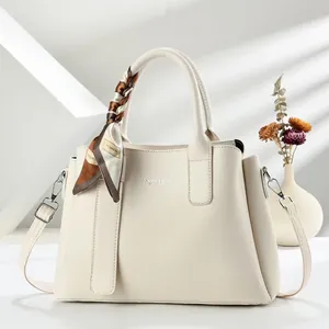 Sac à main élégant en cuir blanc cassé pour femme avec foulard en soie et grande capacité
