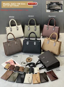 Detailliertes Set aus gewebten Tragetaschen mit Maßen und verschiedenen Farben wie Khaki